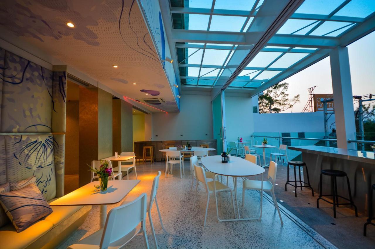 Comet Hotel Surat Thani Bagian luar foto